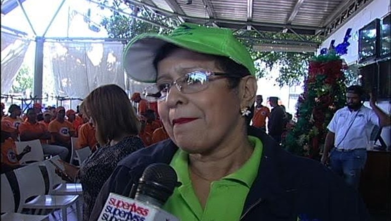 Directora de Salud pide al alcalde Santiago recoger la basura para evitar enfermedades