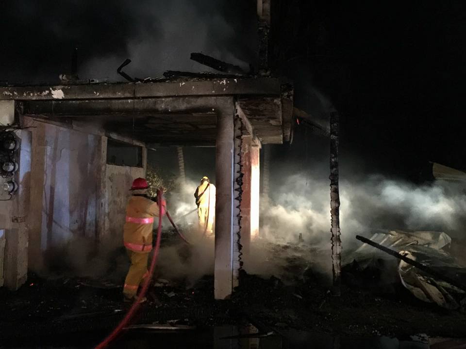 Incendio reduce a ceniza hotel en Cabarete