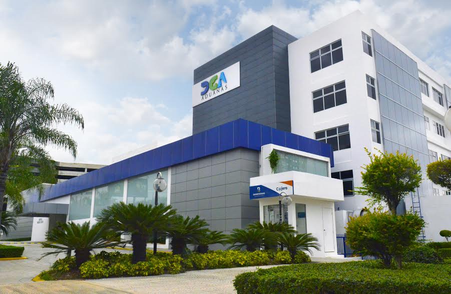 Aduanas No Permitirá Importación de Vehículos con más de 5 Años de Fabricación