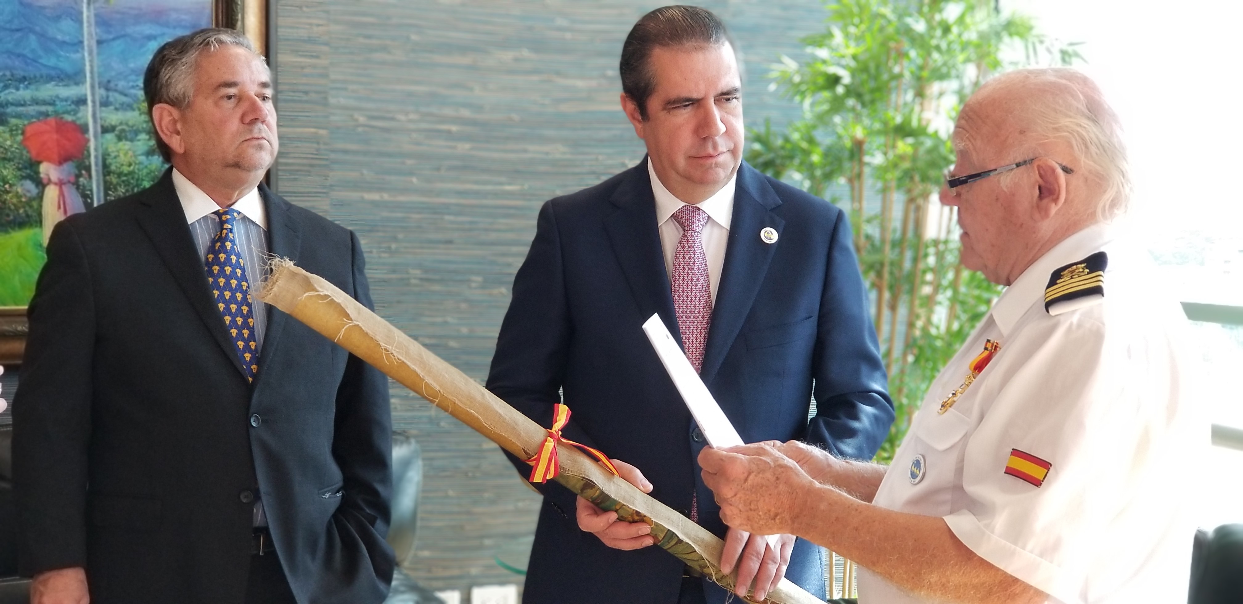 Ministro de Turismo recibe distinción por su contribución al turismo de Iberoamérica