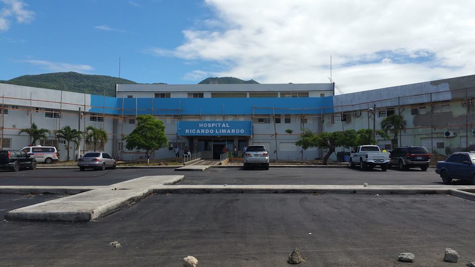 Moradores denuncian precariedades de hospital puerto plata