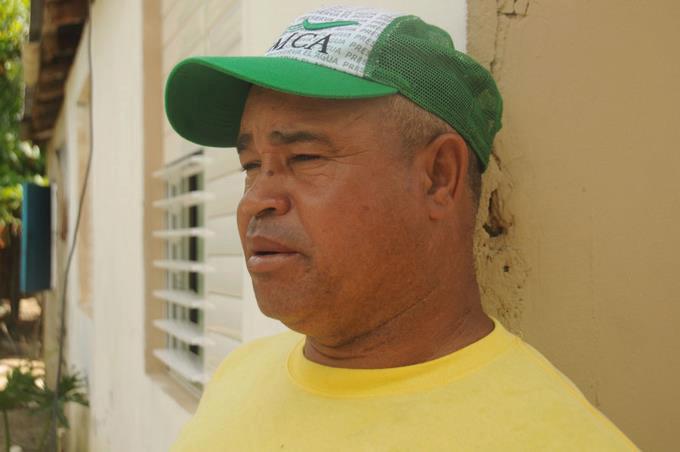 Padre de Emely no resiste ver de frente a los acusados de matar a su hija