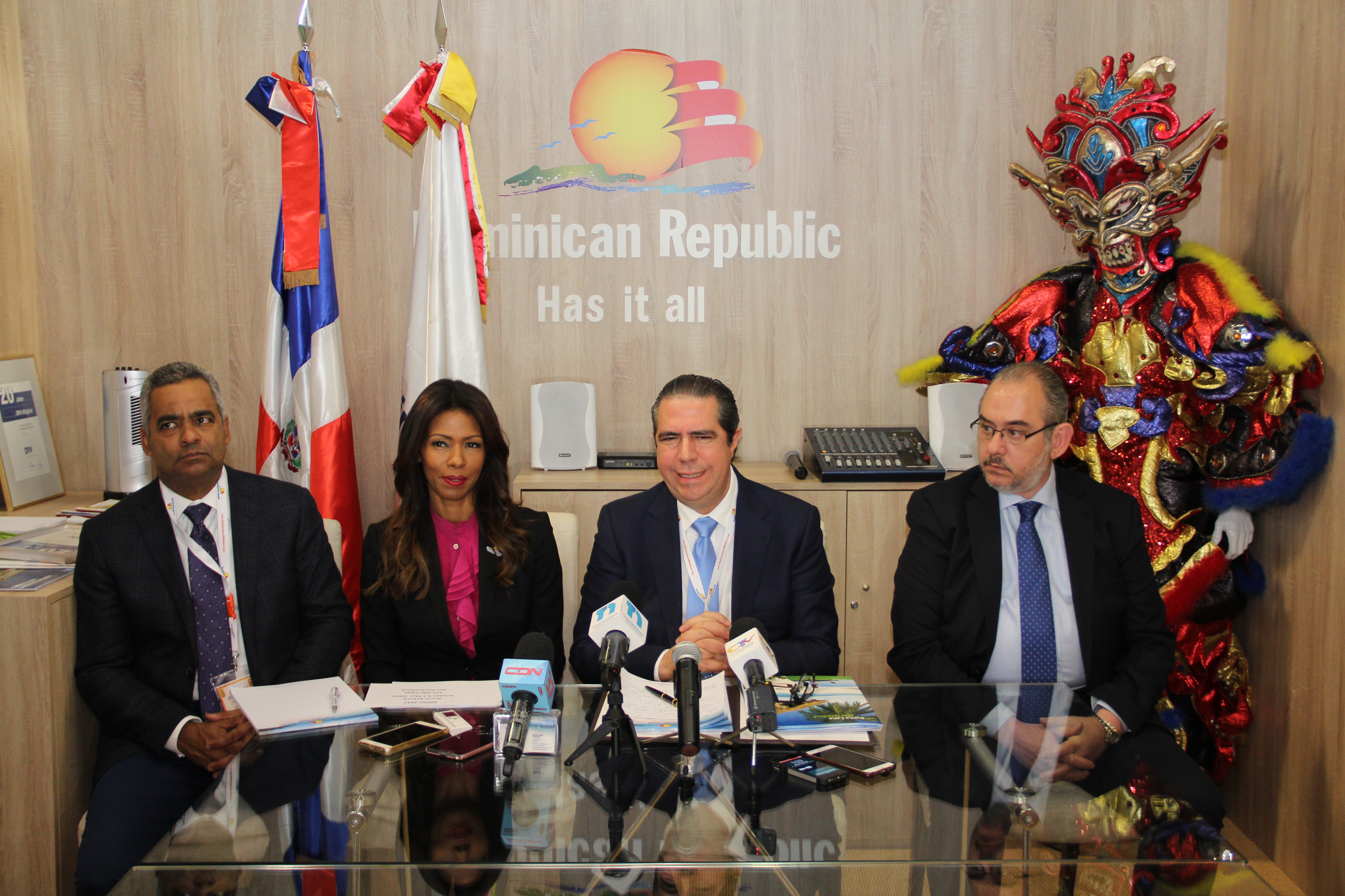 Más vuelos y habitaciones hoteleras para República Dominicana