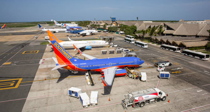 Cuerpo de seguridad realizan cambios aeropuerto del país
