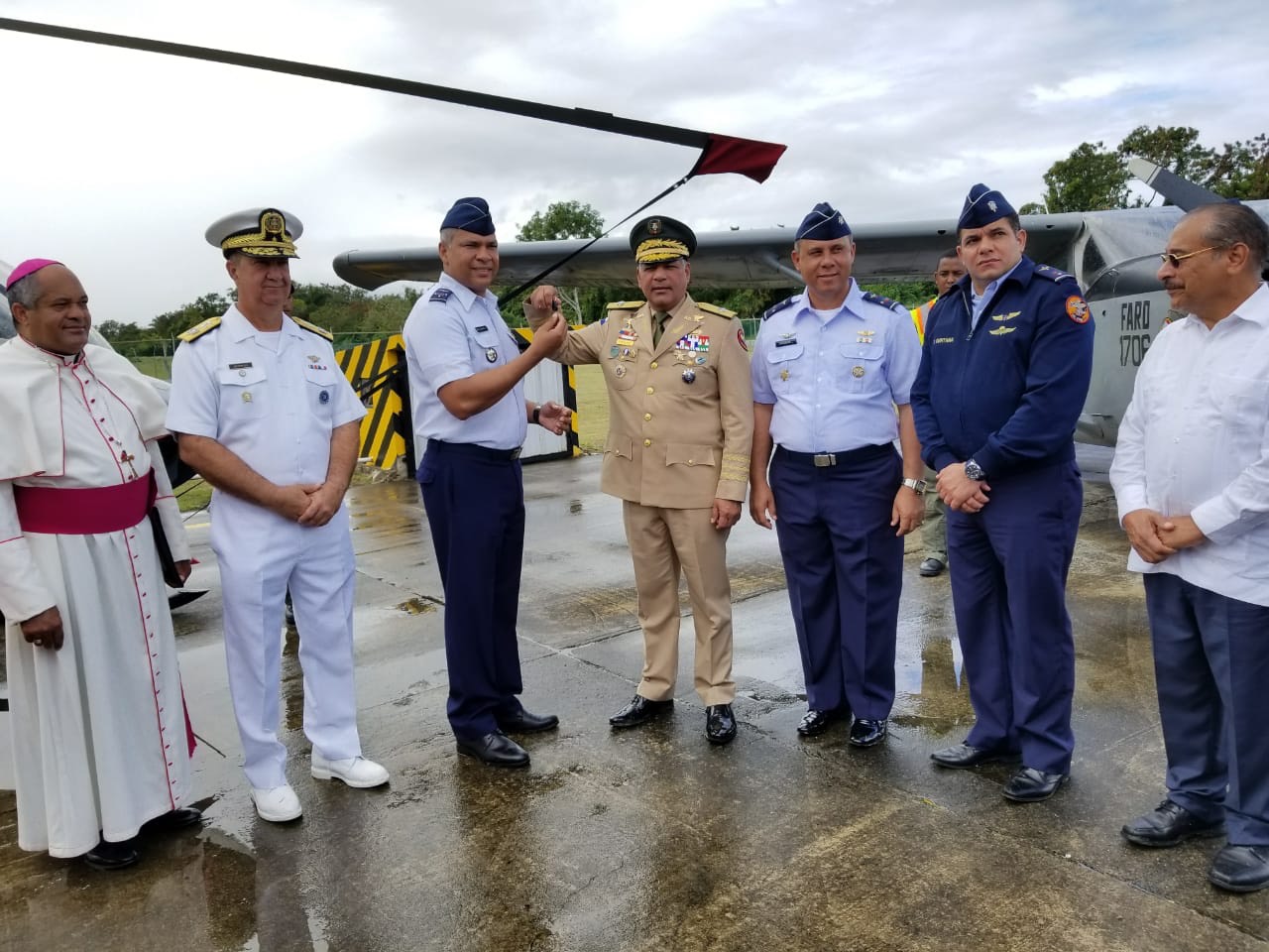 Entregan aeronaves Base Aérea en inicio actos 71 aniversario
