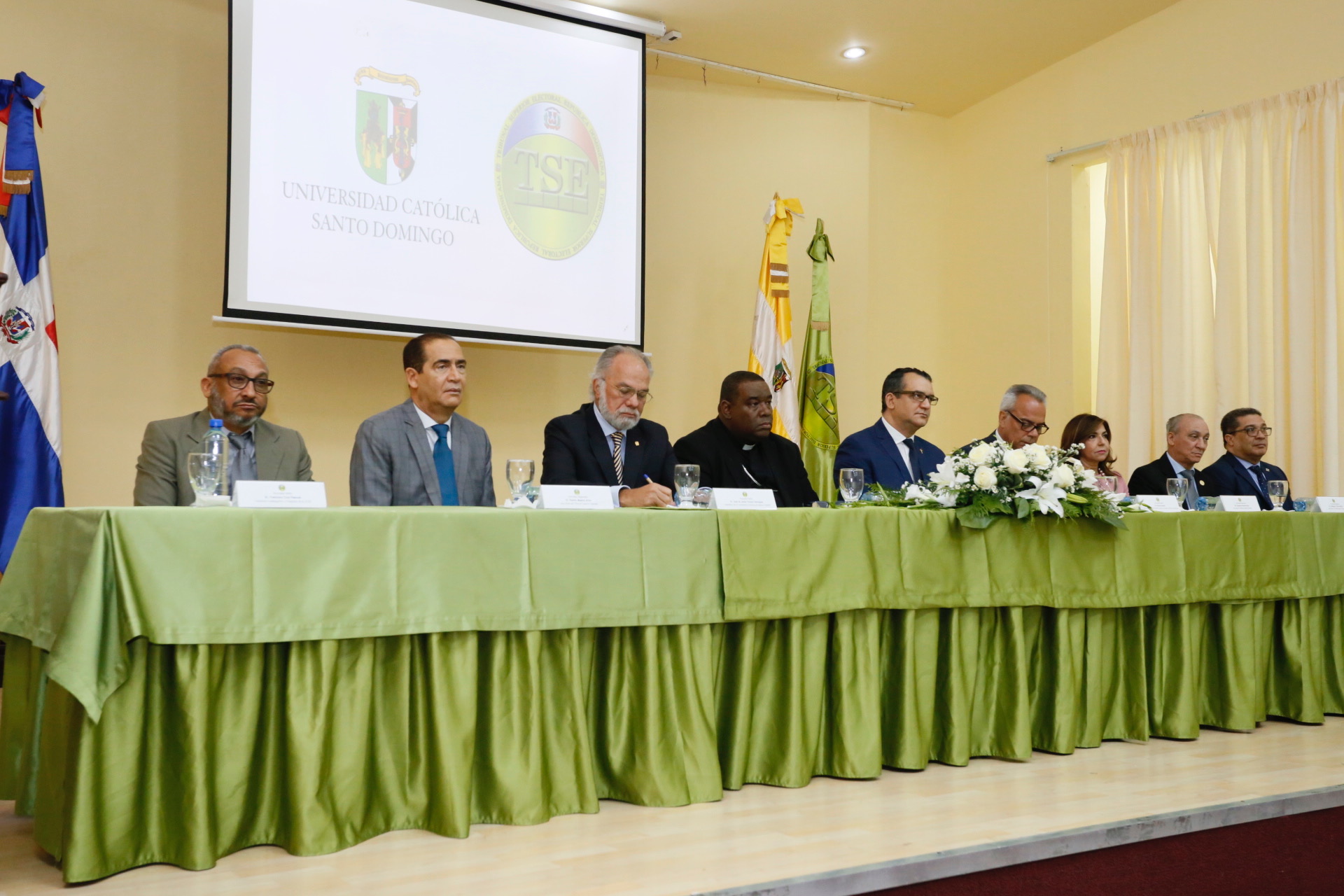 TSE inaugura maestría sobre “Alta Gerencia y Partidos Políticos”