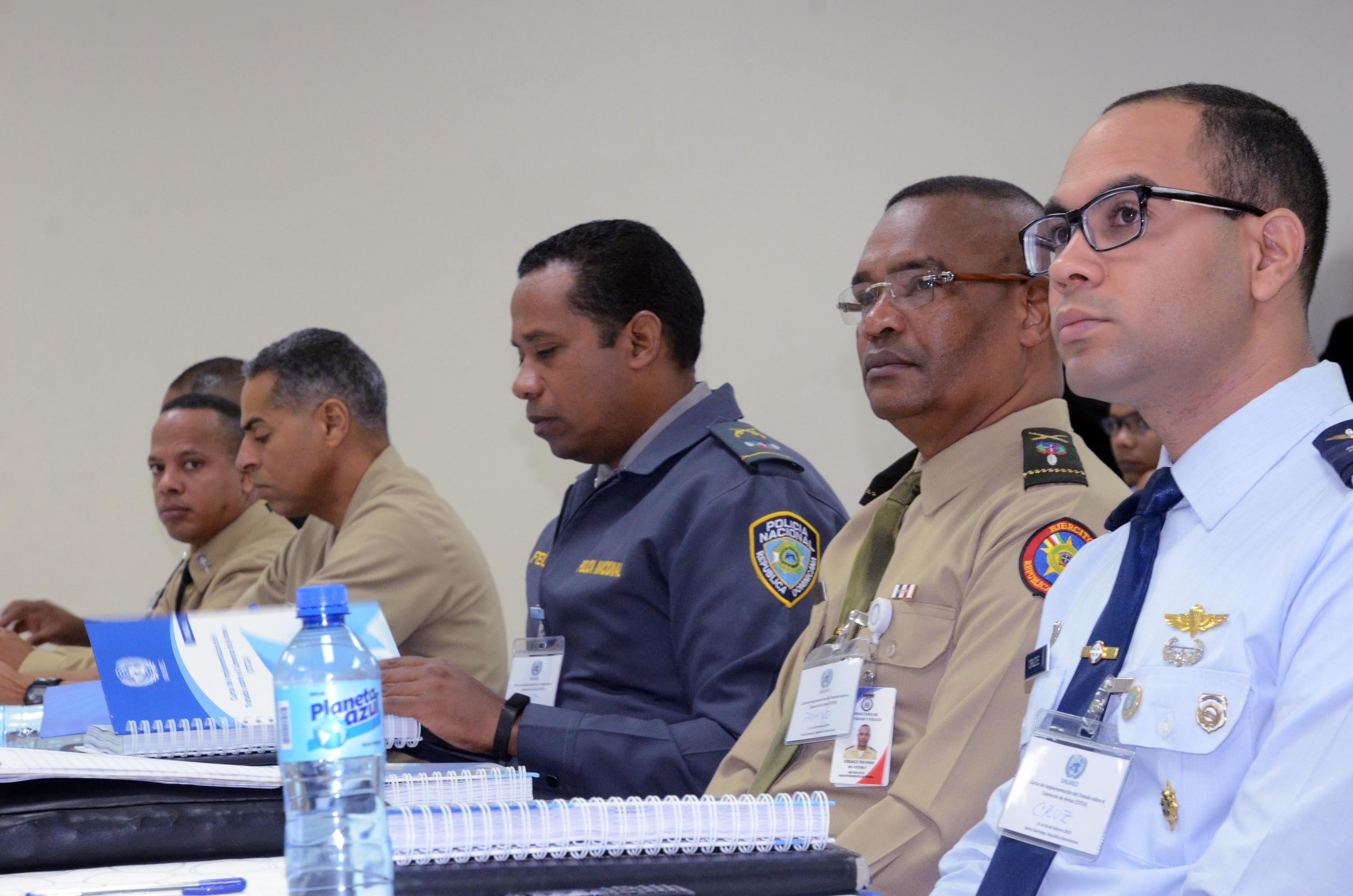 Ministerio de Interior y Policía realiza taller sobre tratado de comercio de armas