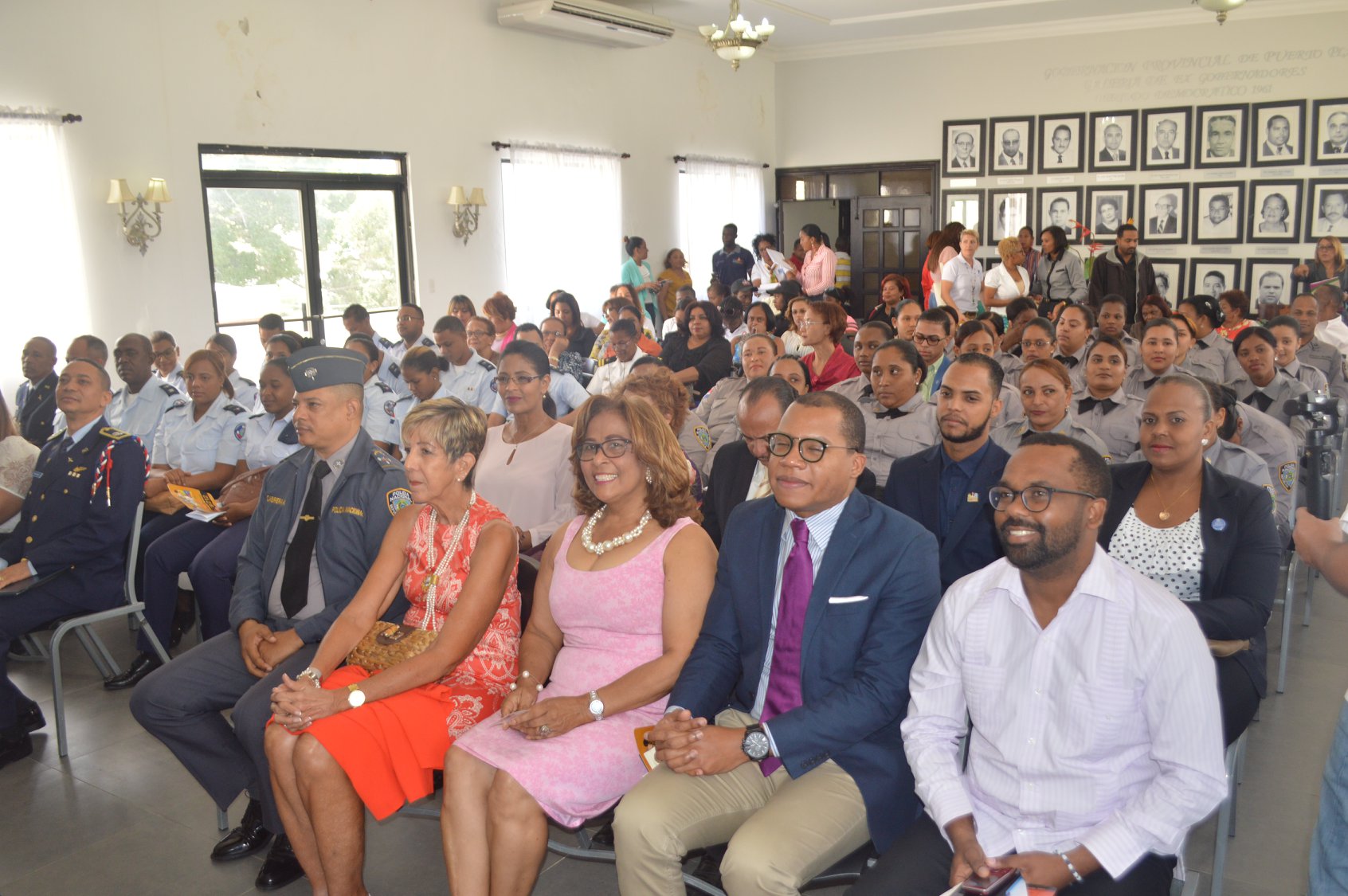CEPROSH participa en conversatorio en conmemoración del Día Internacional de la Mujer