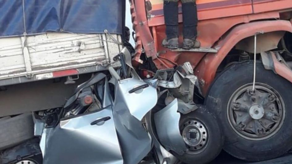 Dos muertos en accidente en Santiago