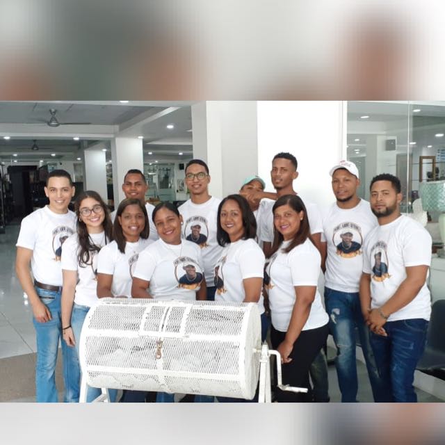 Electromueble Francis realiza rifa día de los Padres.