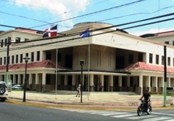 Norteamericano apresado el sábado no ha sido sometido a la justicia.