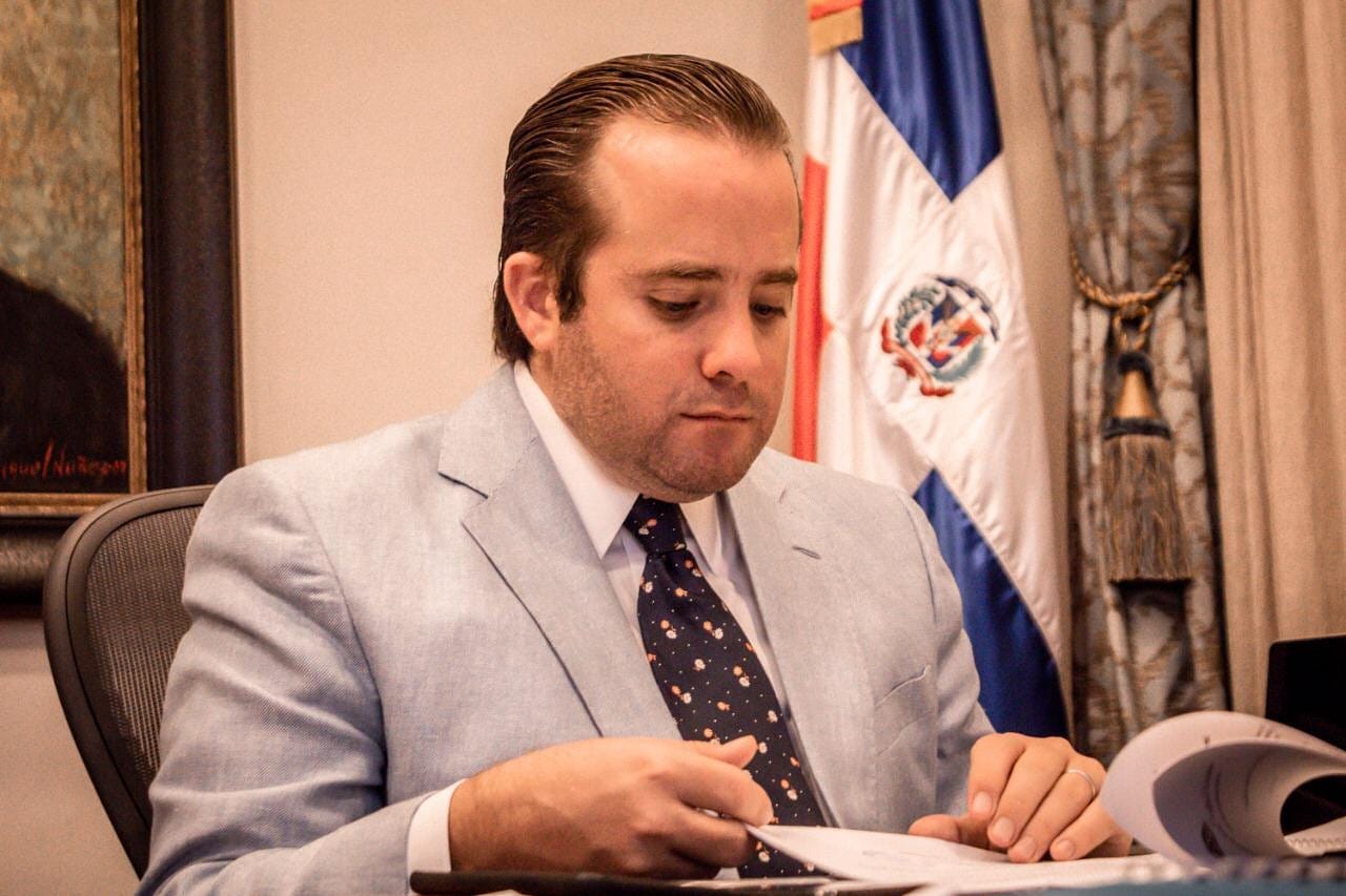 Ministerio Administrativo de la Presidencia presenta ahorros por 263 millones primeros tres meses