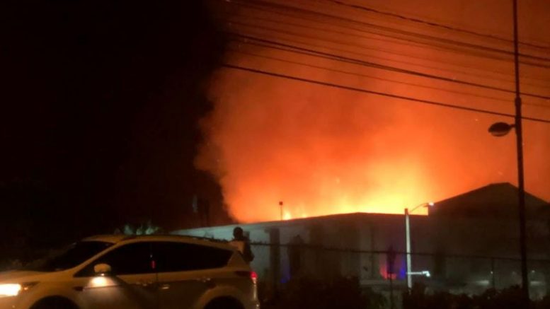 Incendio afecta hotel Costa Dorada