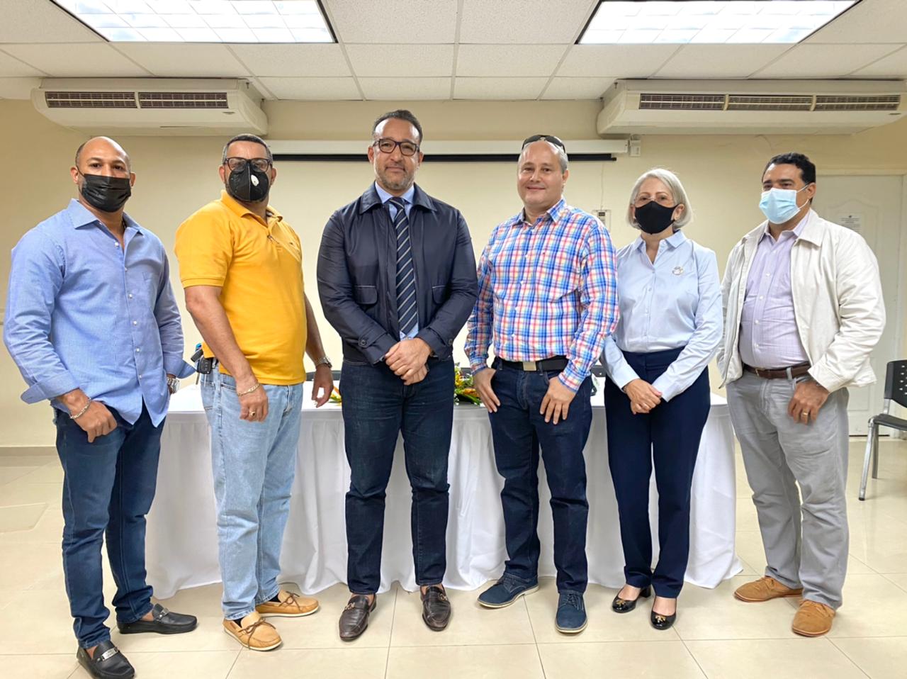 ASODUFAR denuncia cadena de farmacia buscan instalarse de forma irregular en Puerto Plata