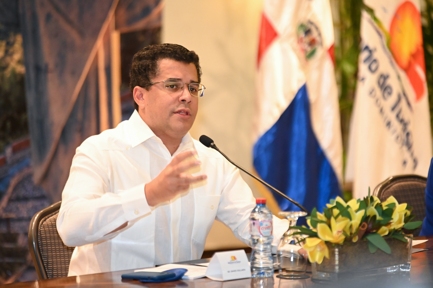 Anuncia jornada de vacunación tercera dosis empleados sector turístico