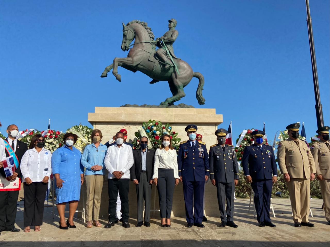 Autoridades conmemoran 182 aniversario natalicio Gregorio Luperón