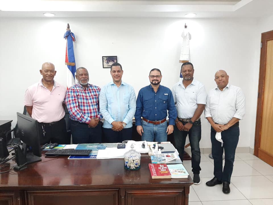 Mudanceros pudieran regresar a Puerto Plata tras mediación de Oliver Nazario ante Aduanas