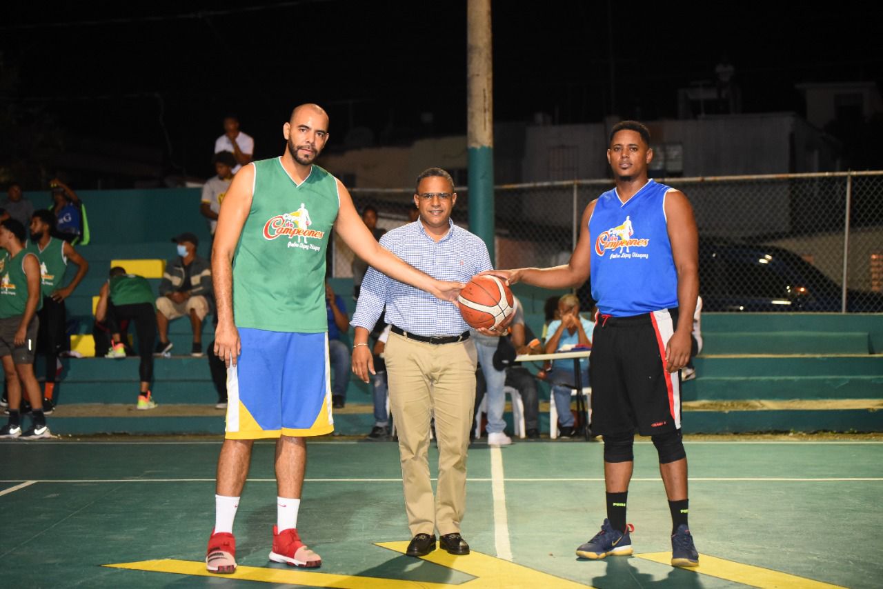 Hugo Kunhardt y Liga Miramar triunfaron en el torneo de campeones