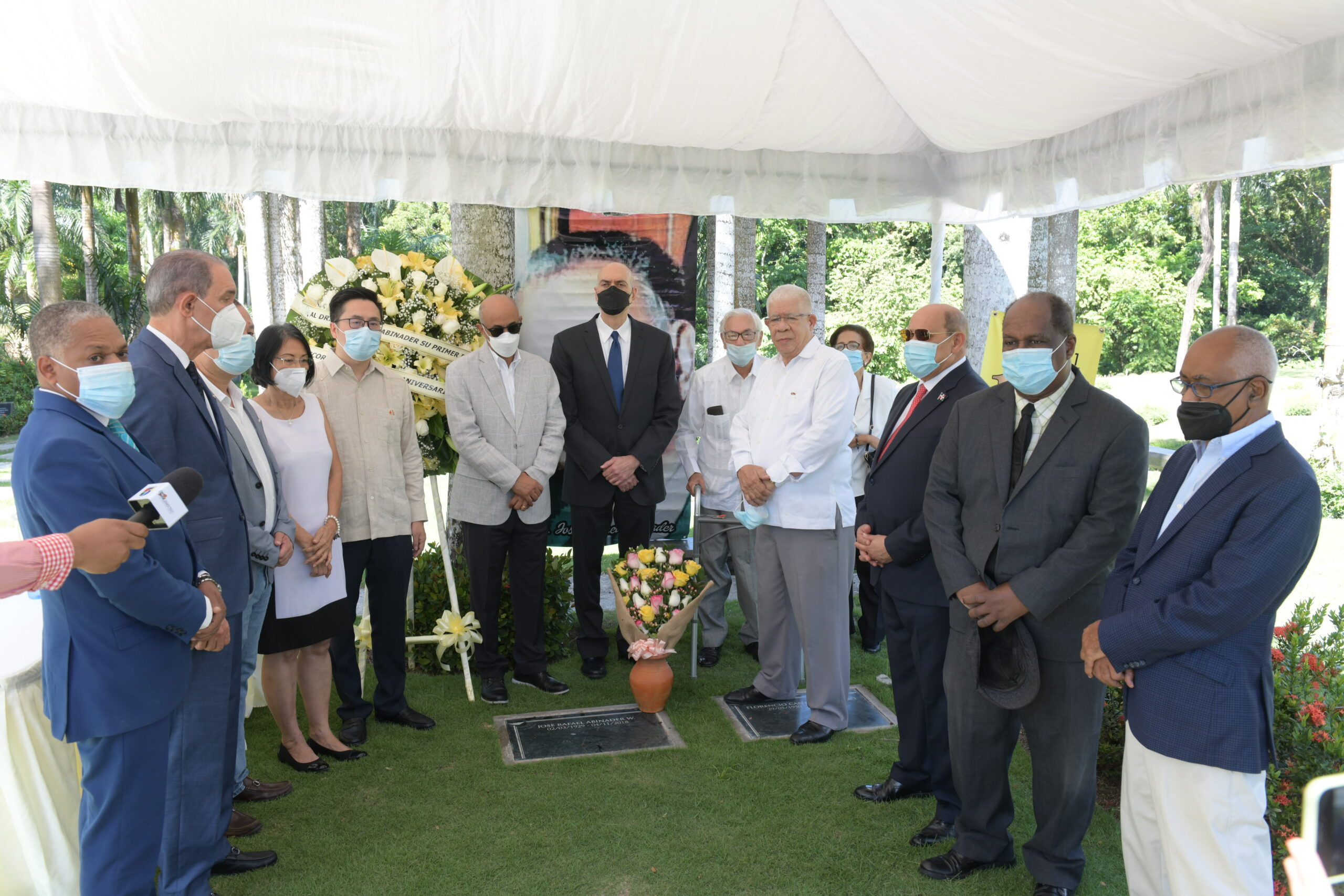 Casa de China conmemora décimo aniversario con homenaje José Rafael Abinader Wasaf