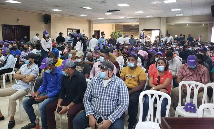 Domínguez Brito realiza asamblea en Puerto Plata
