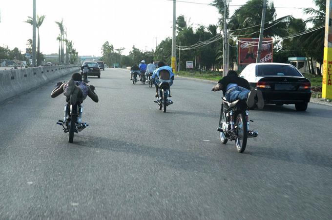 Arrestan cinco jóvenes en Esperanza realizaban carrera clandestina