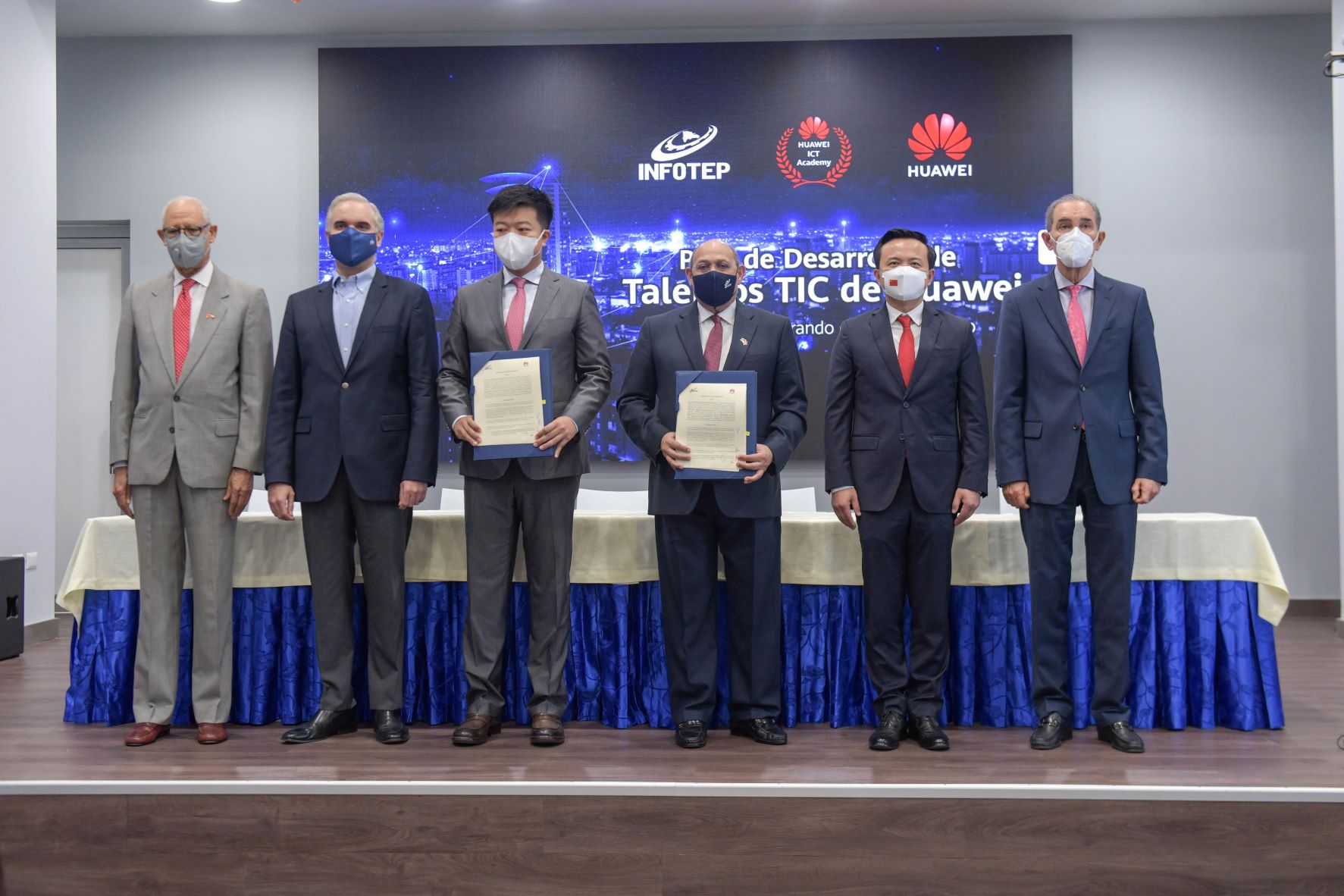INFOTEP y HUAWEI suscriben acuerdos para plan nacional de desarrollo de talentos en telecomunicaciones