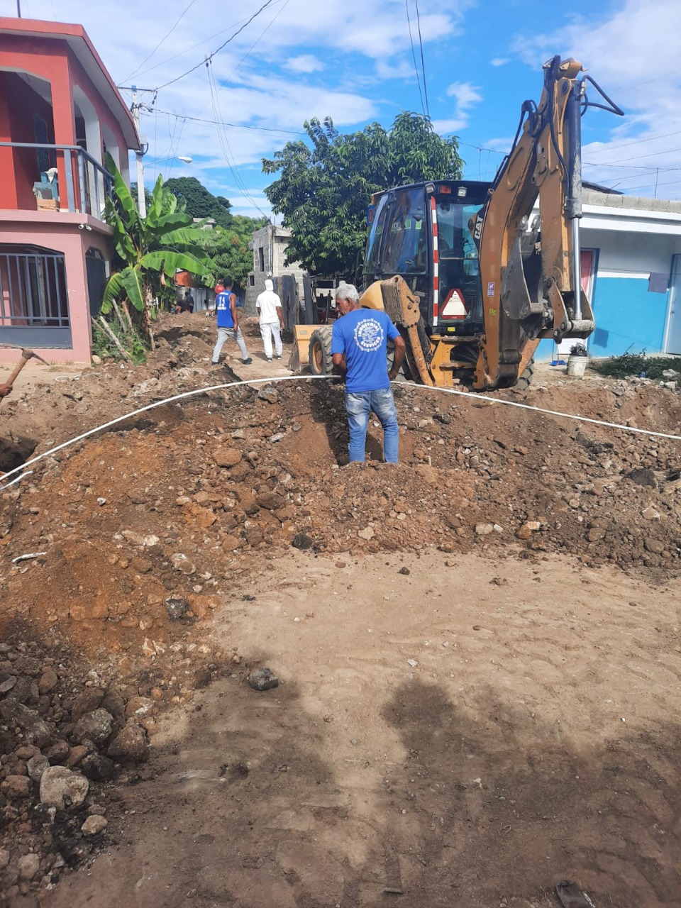 Coraapplata coloca línea de dos pulgadas en Los Rieles