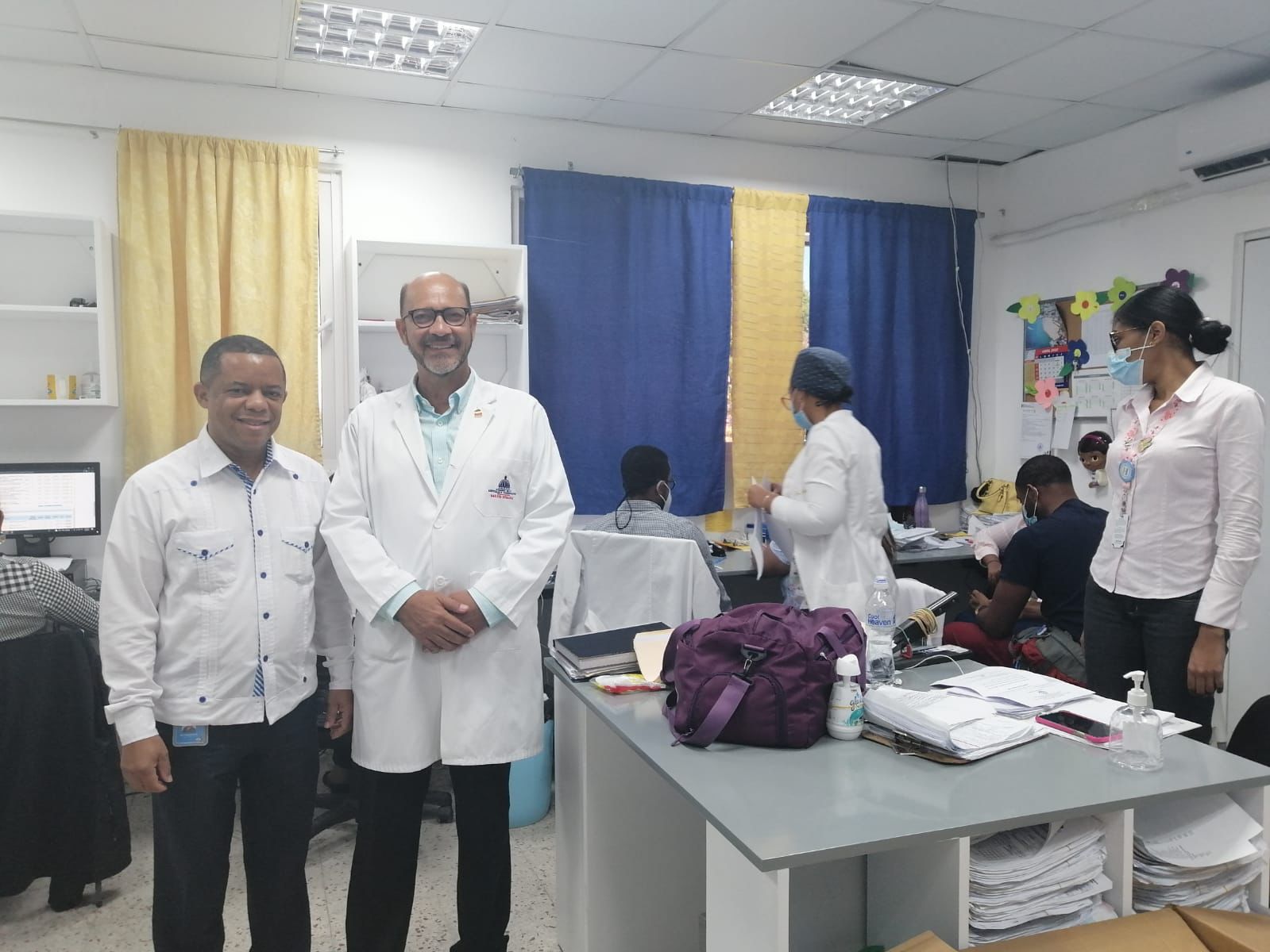 Salud Pública entrega de Insumos y Materiales Médicos al Hospital Provincial Ricardo Limardo