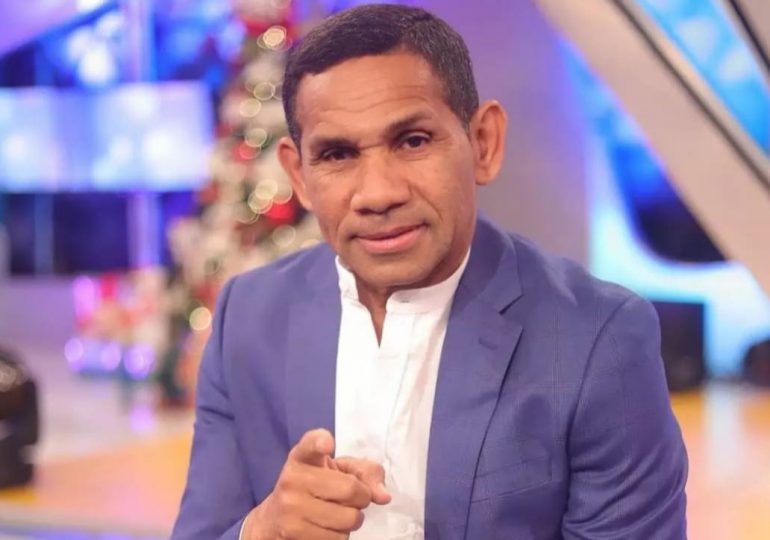 Denuncian deterioro autopista Doctor Joaquín Balaguer