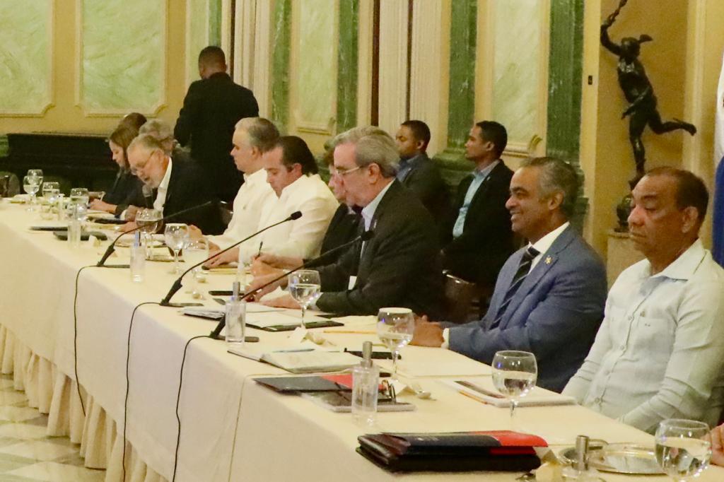 Gobierno ha reparado más de 10 mil viviendas afectadas por huracán