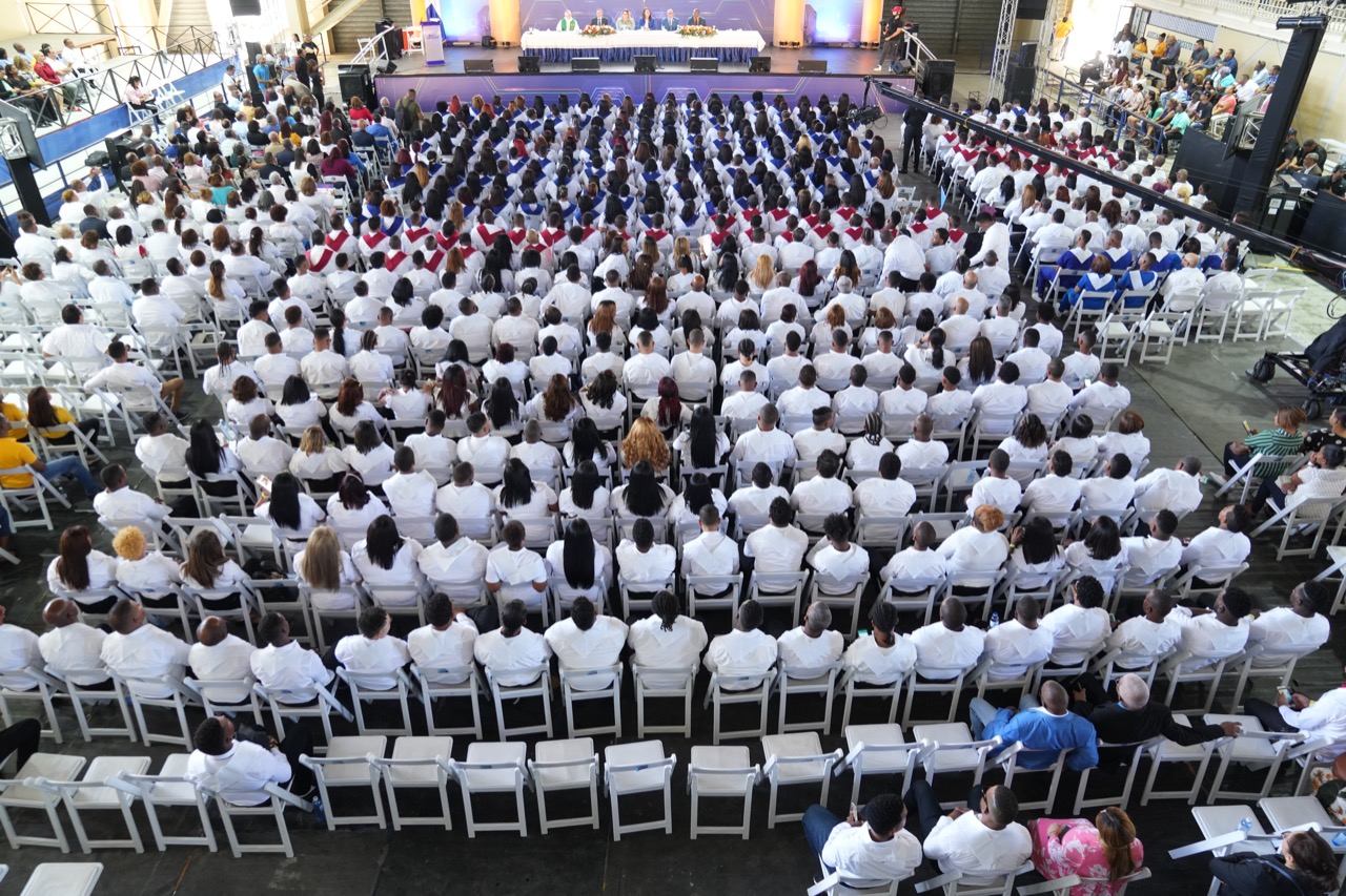 El INFOTEP gradúa a 586 profesionales técnicos en la región Sur