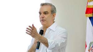 Abinader responde a Volker Turk