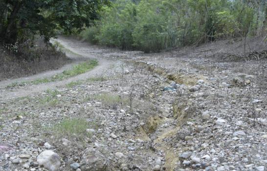 Demandan reparación de caminos vecinales de Barraba