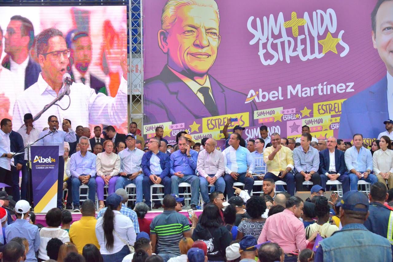 PLD juramenta decenas de nuevos miembros en Puerto Plata