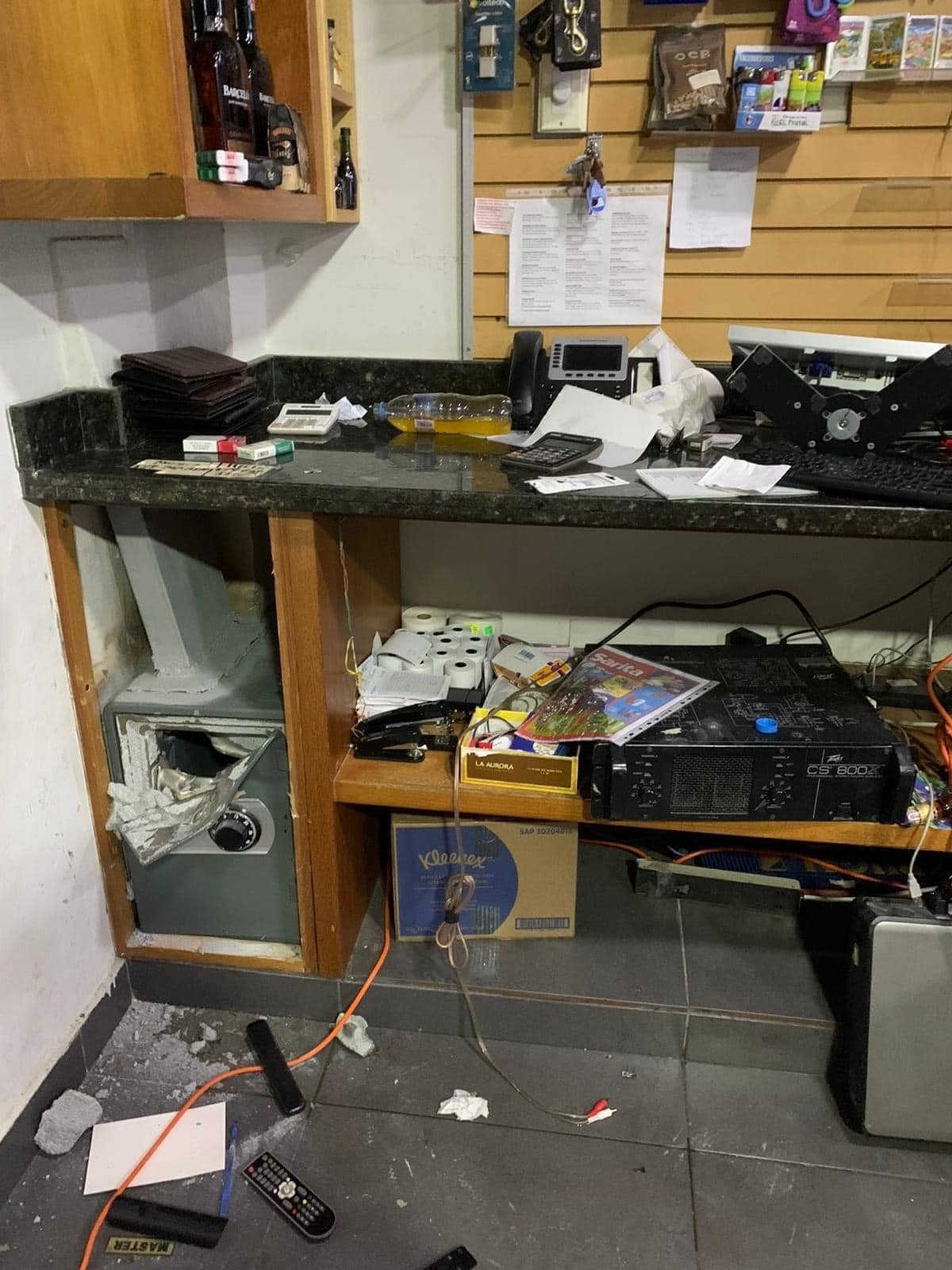 Lebrones hurtaron más de un millón en estación de combustibles