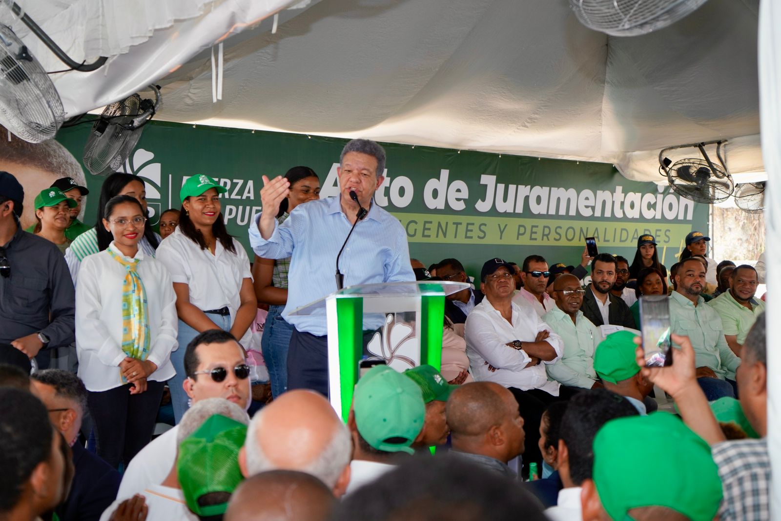 Leonel asegura que en febrero del 2024 sembrarán el país de alcaldes y alcaldesas de FP