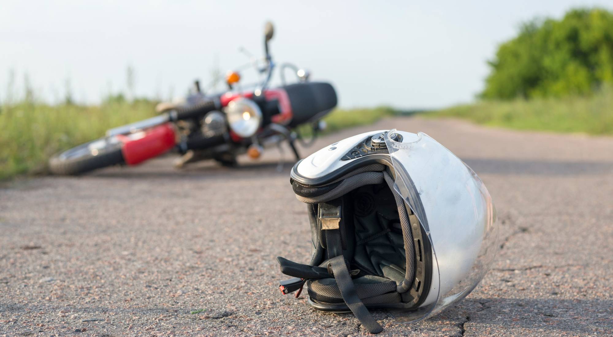 Joven resulta herido en Omar Bros tras sufrir accidente