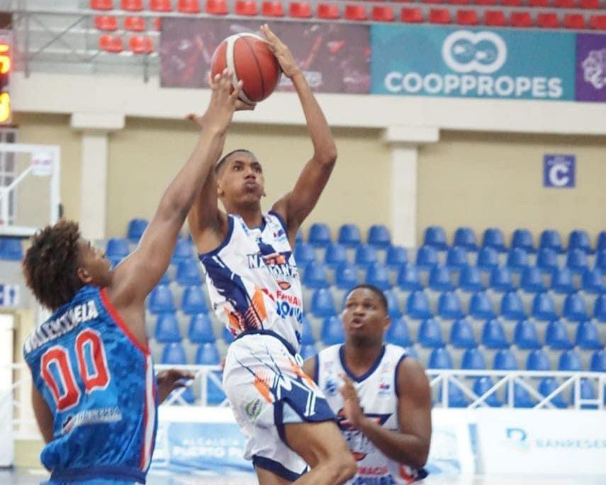 Navegantes triunfa en Puerto Plata ante el CDP