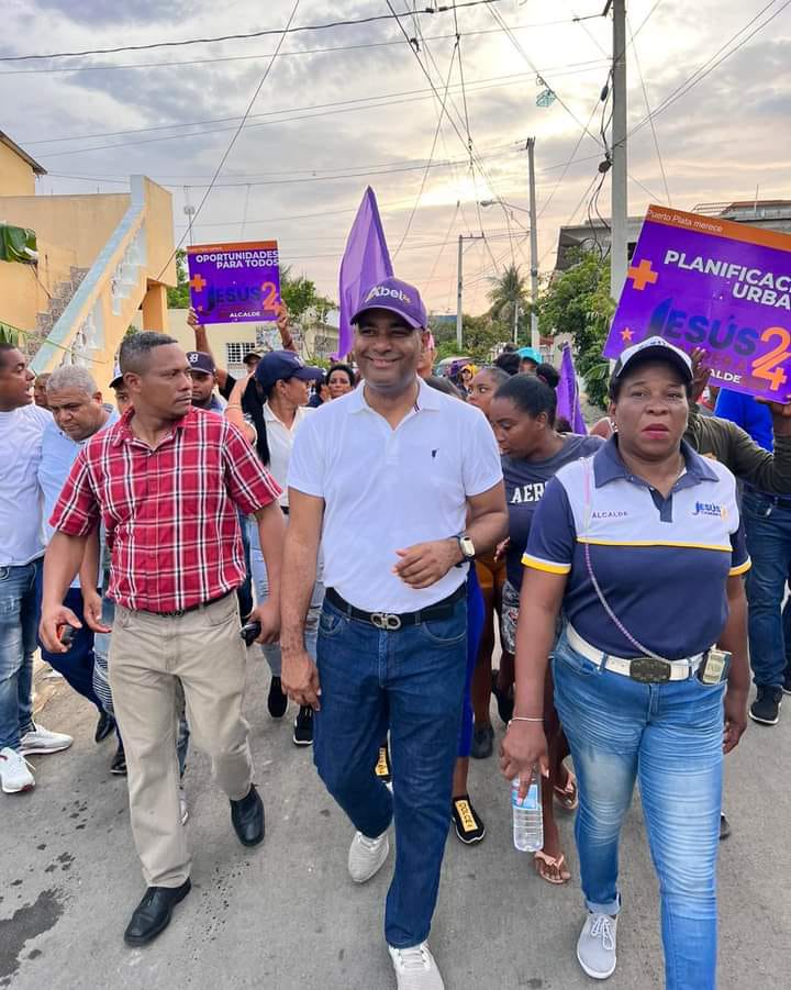 EL JAVILLAR SELLA APOYO A JESUS CABRERA PARA ALCALDIA