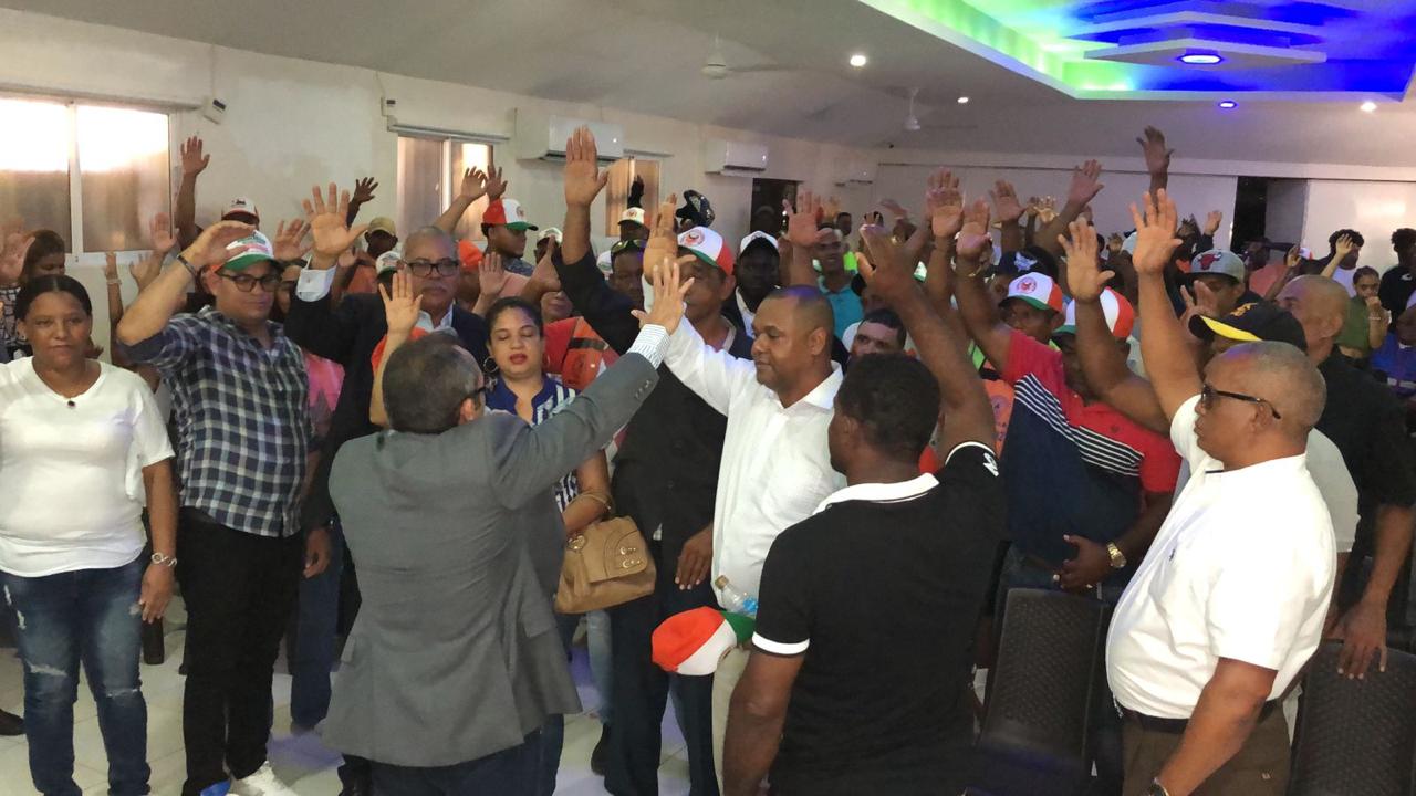 Moda juramenta nuevos miembros en Puerto Plata