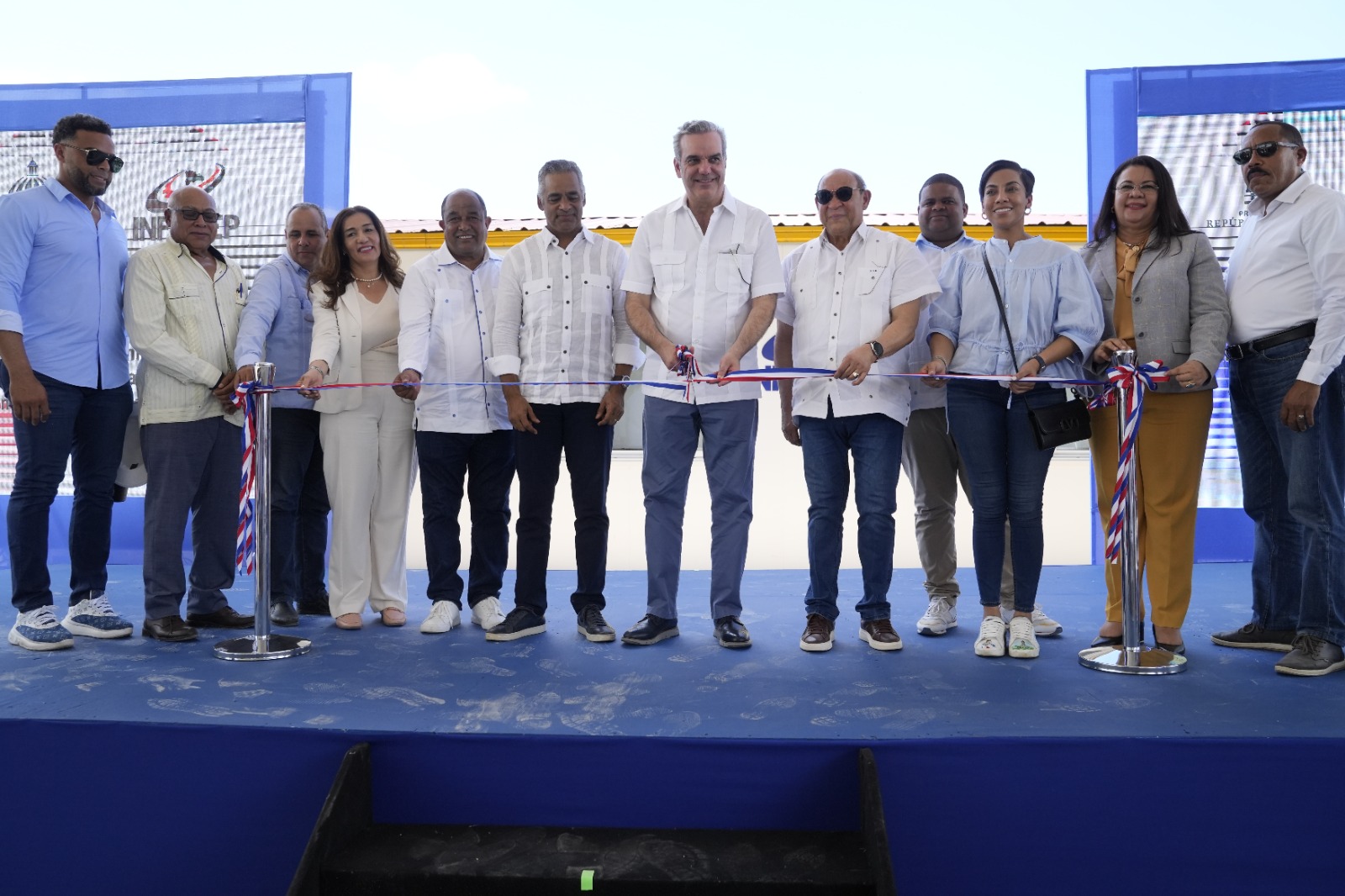 Presidente inaugura talleres del INFOTEP en Las Matas de Santa Cruz y Palo Verde, en Montecristi