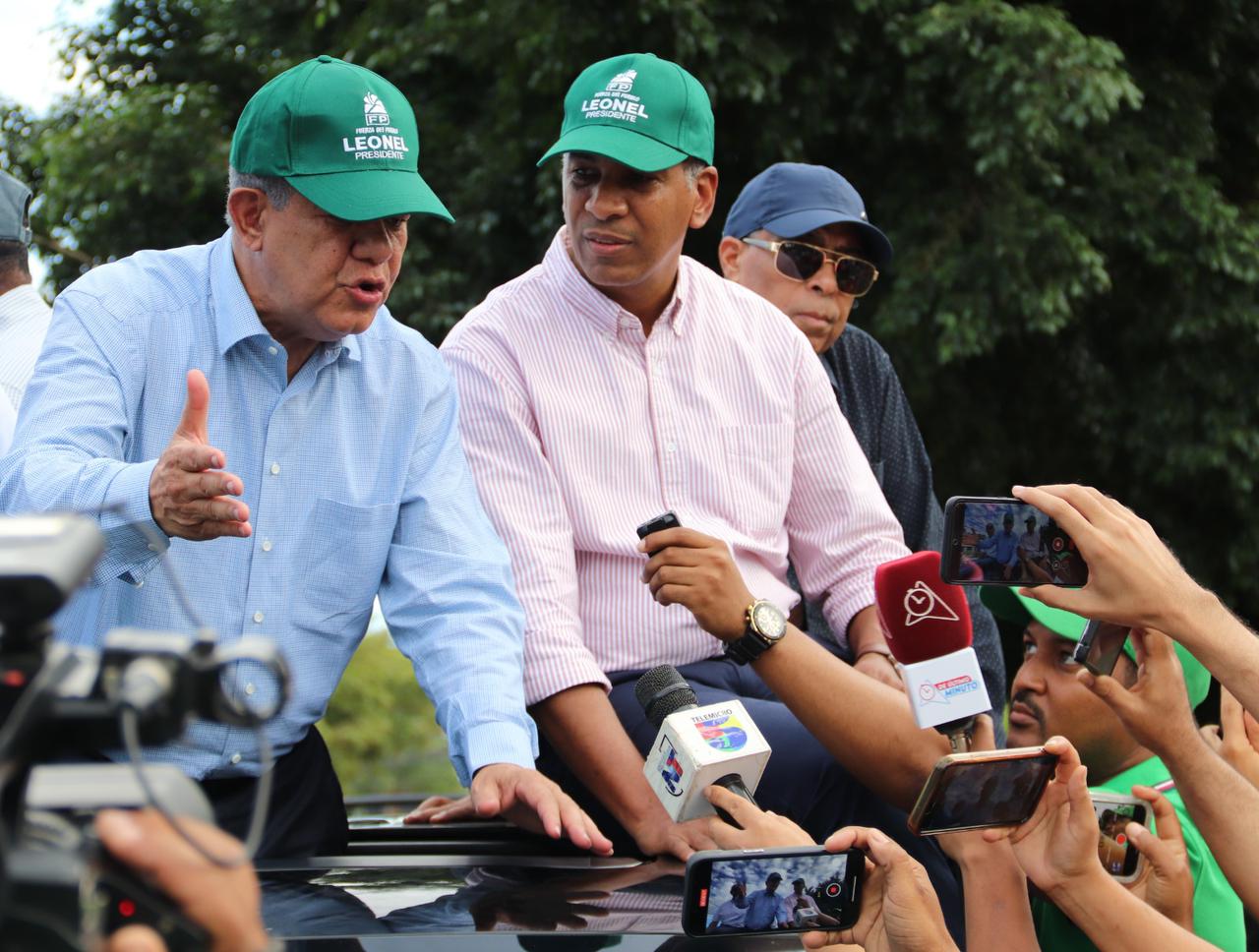 LF observa «ira ante incompetencia» de Luis Abinader