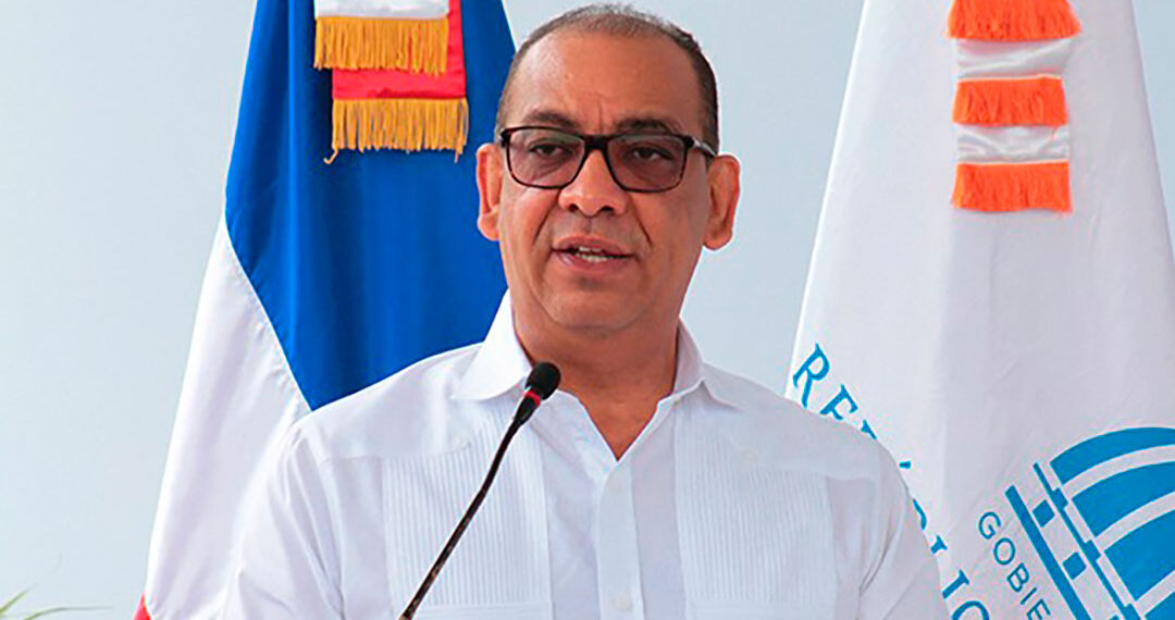 Es falso rumores renuncia ministro de Obras Públicas