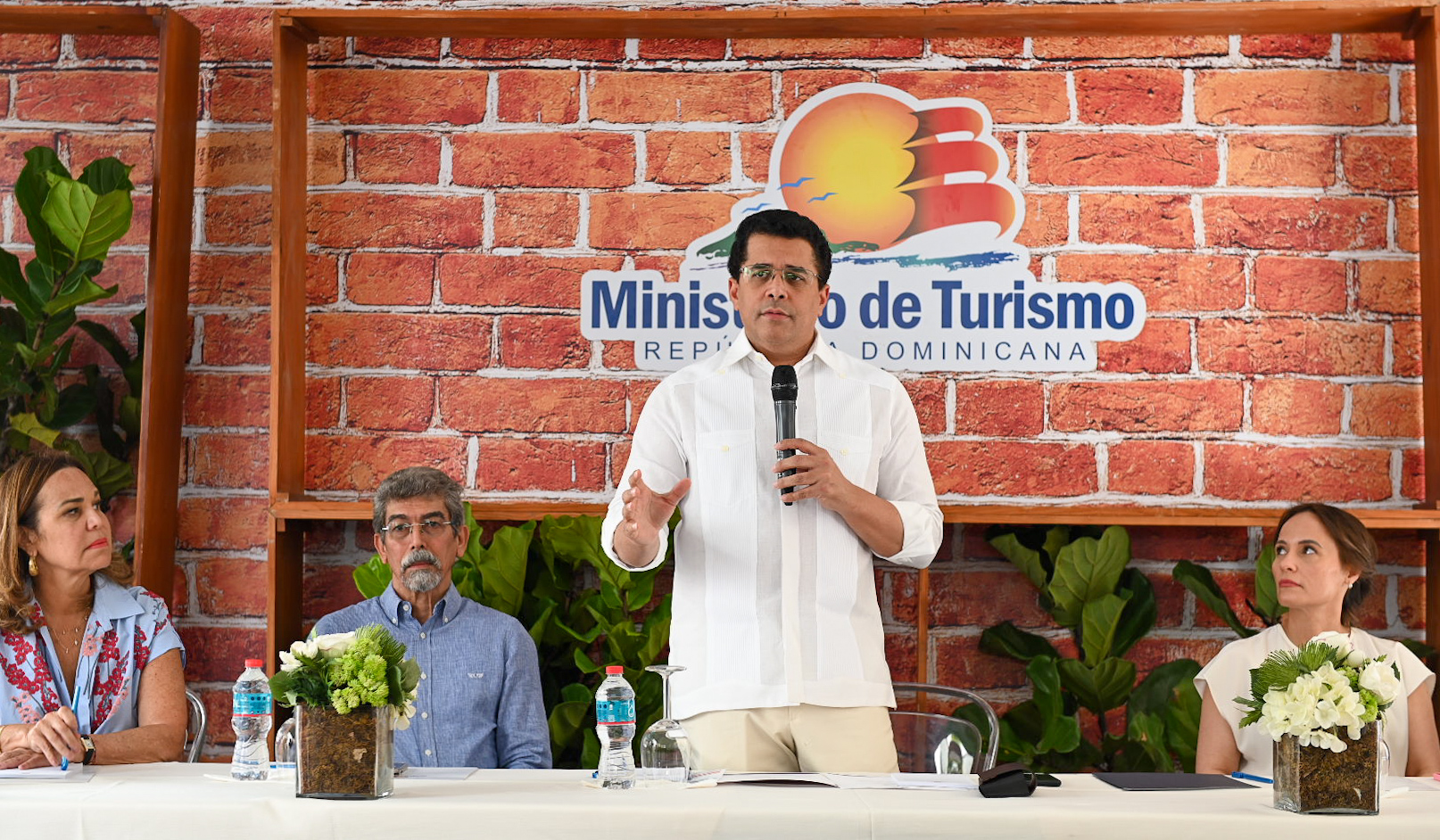 Collado dice turismo invierte más de 400 millones de pesos en obras emblemáticas en Ciudad Colonial