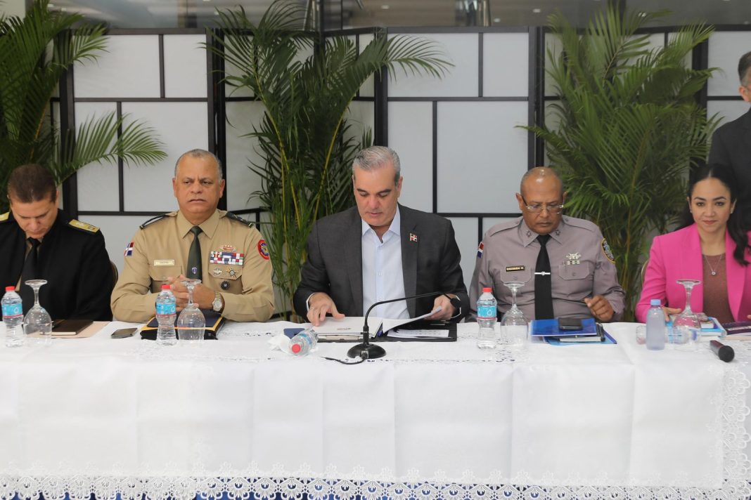 Presidente Abinader encabeza reunión de seguimiento al Plan de Seguridad Ciudadana
