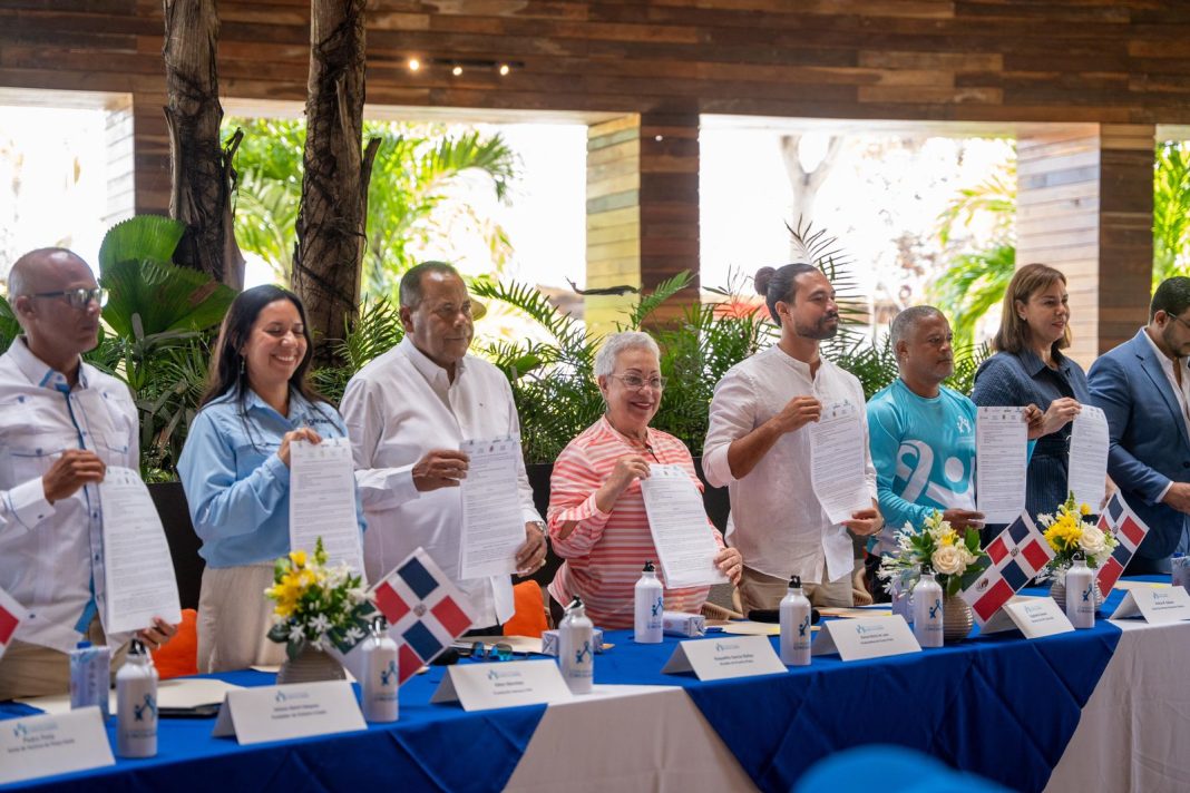 Ayuntamiento e instituciones firma acuerdo Comunidades Circulares