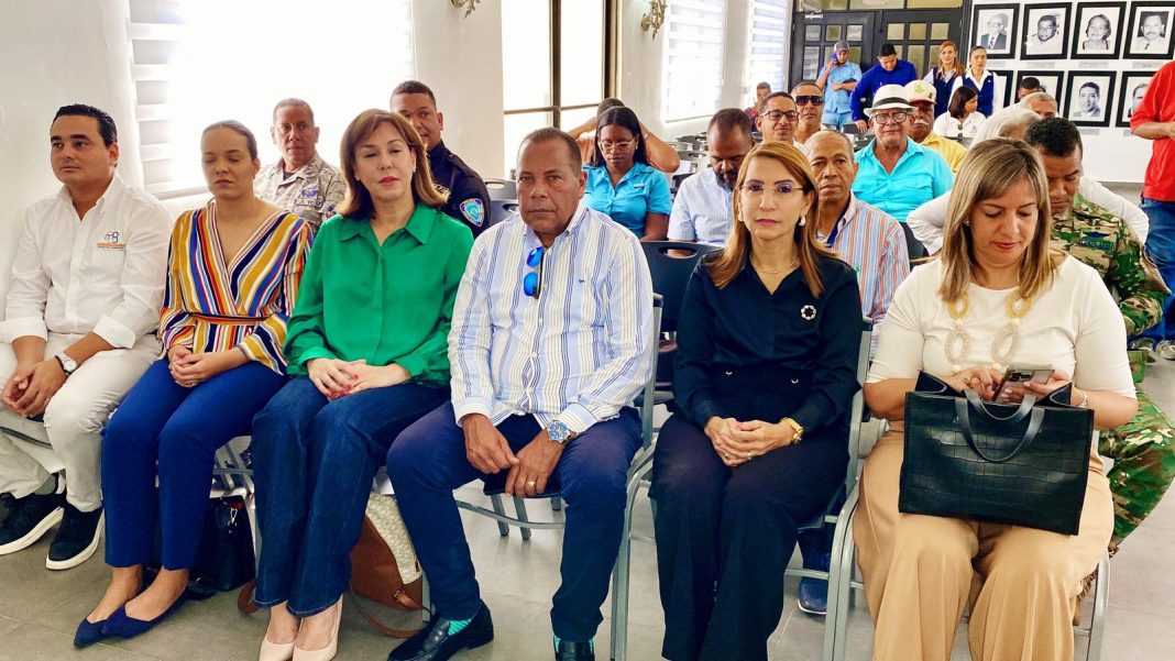 Alcalde Roquelito participa en presentación del Plan de Movilidad Vial de Puerto Plata