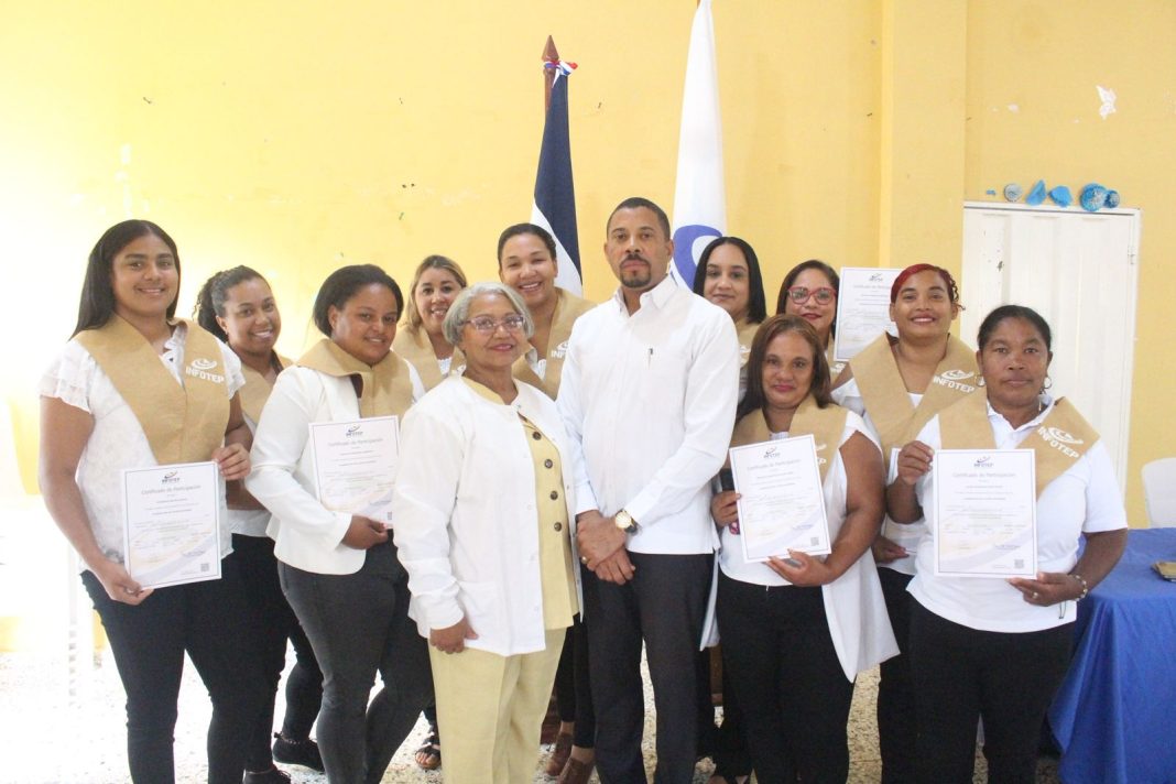 INFOTEP certifica 48 participantes en Jamao de Salcedo
