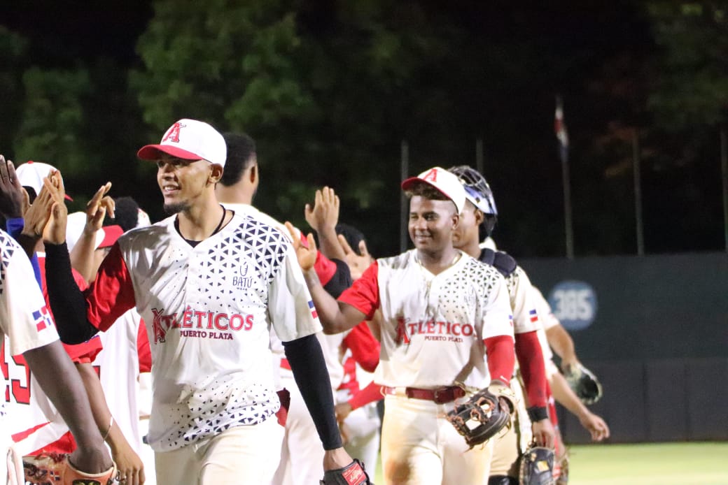 ATLETICOS PROPINAN SEGUNDA DERROTA A GRANJEROS EN ROUND ROBIN