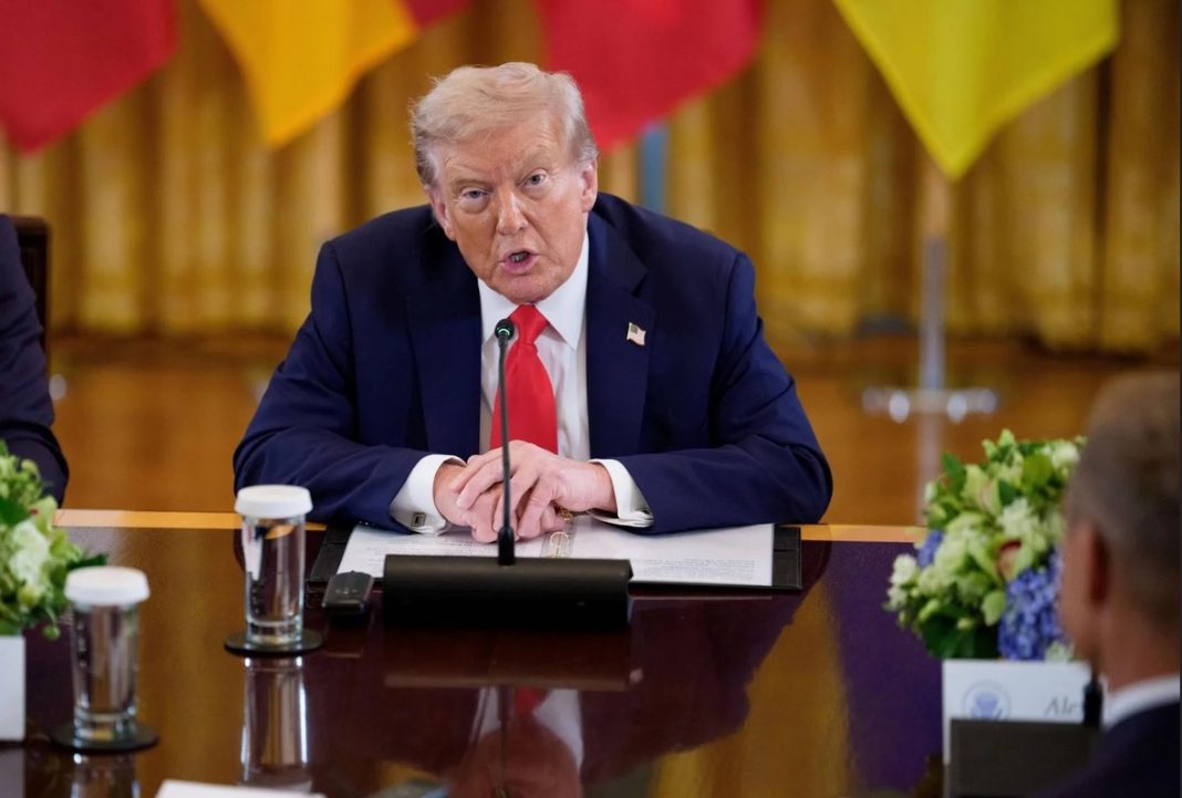 Trump ataca de nuevo embarcación en el Caribe